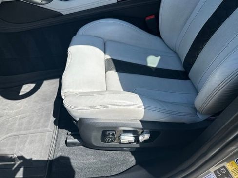 Used 2021 BMW X5 M w/ Competition Package AWD/4WD image 11