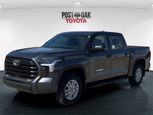 New 2026 Toyota Tundra SR5 image 3