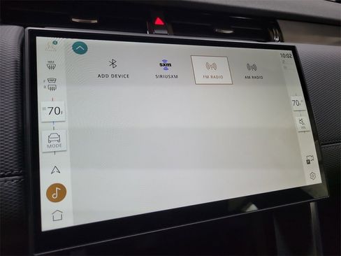 New 2025 Land Rover Discovery Sport Dynamic SE image 31