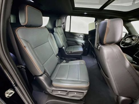 Used 2026 GMC Yukon XL AT4 w/ AT4 Premium Plus Package AWD/4WD image 31