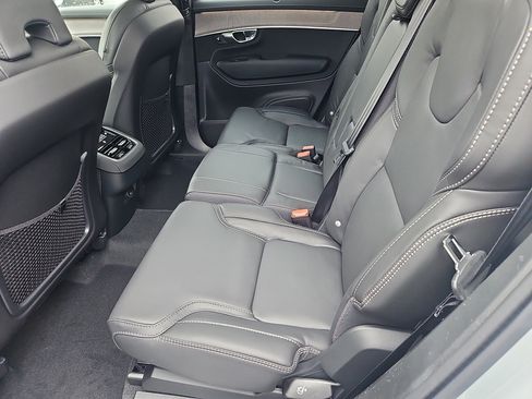 New 2026 Volvo XC90 B6 Ultra w/ Protection Package image 22