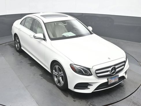 Used 2018 Mercedes-Benz E 300 4MATIC image 34