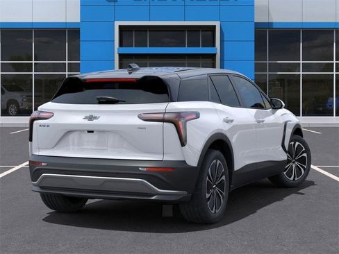 New 2025 Chevrolet Blazer EV LT image 28