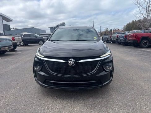 Used 2023 Buick Enclave Essence w/ Experience Buick Package image 3