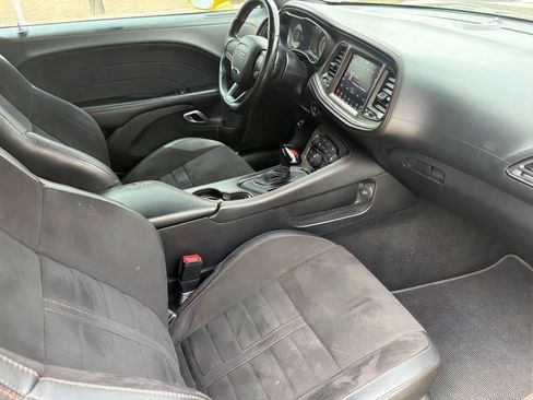 Certified 2020 Dodge Challenger R/T Scat Pack RWD image 31