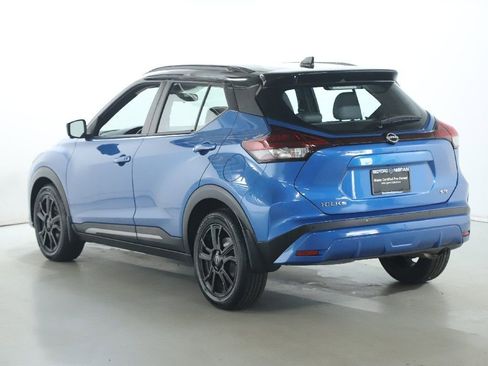 Certified 2023 Nissan Kicks SR w/ SR Premium Package FWD image 41