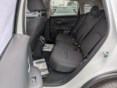 New 2026 Honda HR-V LX image 12