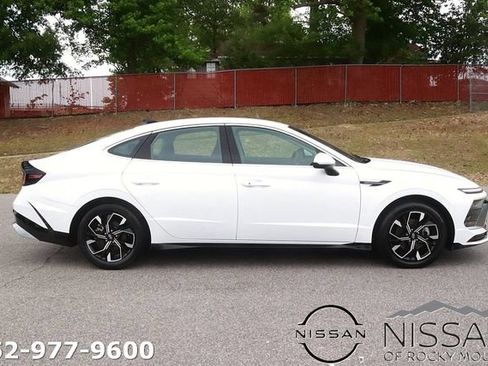 Used 2025 Hyundai Sonata SEL FWD image 7