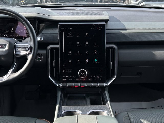 Used 2025 GMC Acadia AT4 w/ Luxury Package AWD/4WD image 24