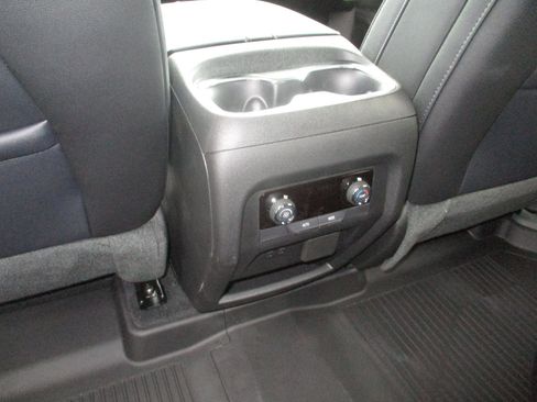 New 2026 Chevrolet Traverse LT w/ Driver Confidence Package image 12