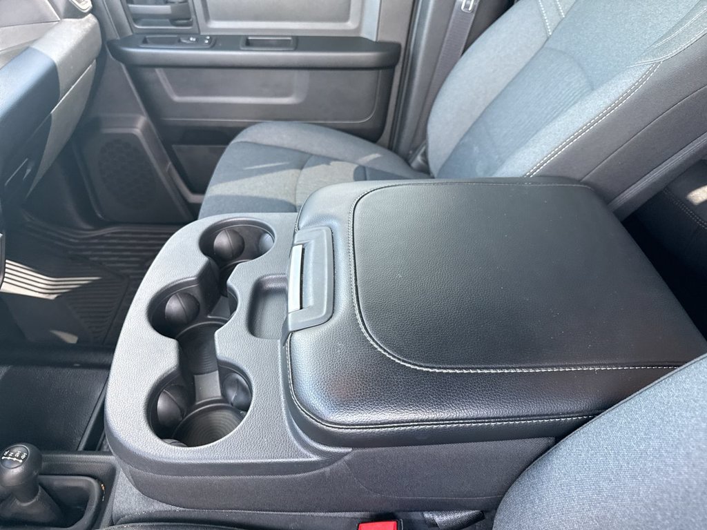 Used 2024 RAM 2500 Tradesman w/ Chrome Appearance Group AWD/4WD image 25