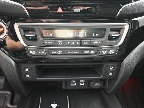 New 2026 Honda Ridgeline Black Edition image 6