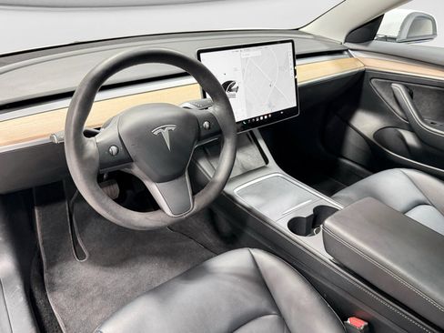 Used 2022 Tesla Model 3 Long Range AWD/4WD image 16