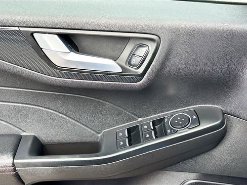 Used 2024 Ford Escape ST-Line FWD image 17