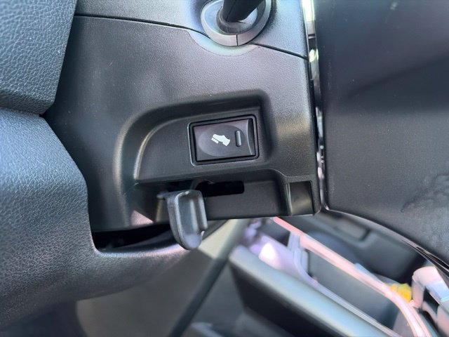 Used 2017 RAM 1500 Sport w/ Convenience Group AWD/4WD image 11