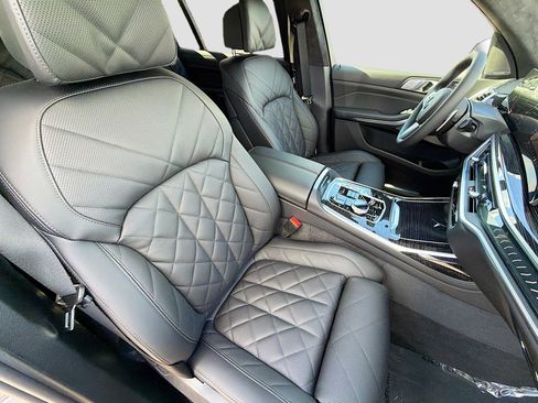 New 2026 BMW X7 xDrive40i w/ Executive Package AWD/4WD image 16