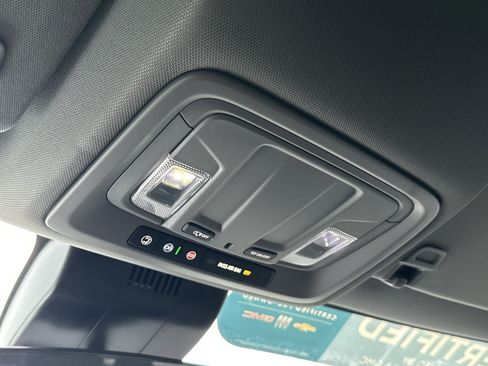 Certified 2025 Chevrolet Silverado 1500 W/T w/ WT Value Package image 21