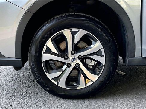 Certified 2022 Subaru Outback Limited AWD/4WD image 17