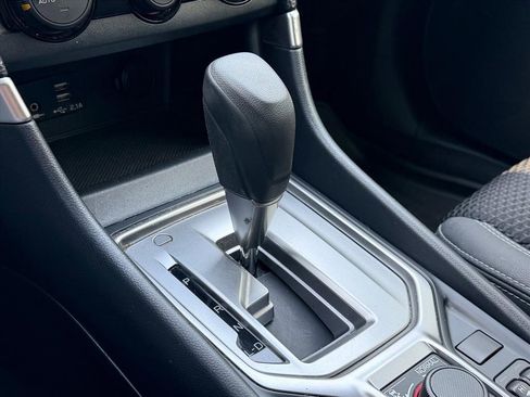 Used 2023 Subaru Forester Premium image 18