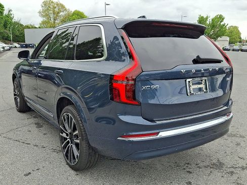 New 2026 Volvo XC90 B6 Plus w/ Protection Package Premier AWD/4WD image 3