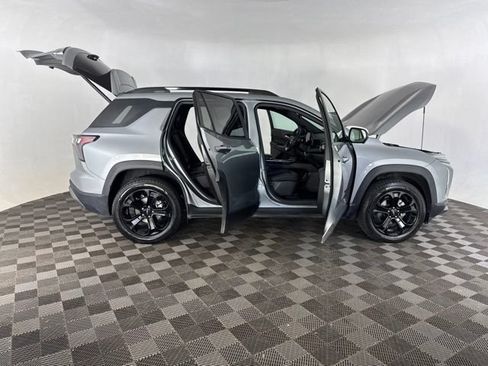 Used 2025 Chevrolet Equinox LT w/ Convenience Package II AWD/4WD image 16