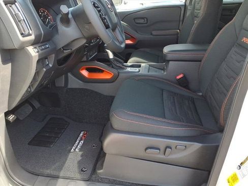 New 2026 Nissan Frontier PRO-4X w/ Pro-4x Convenience Package image 7