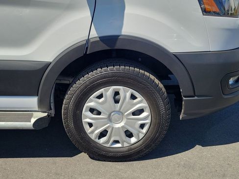 Used 2024 Ford Transit 250 Low Roof w/ Exterior Upgrade Package image 5