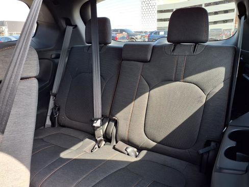 Used 2023 Honda Pilot Sport image 19