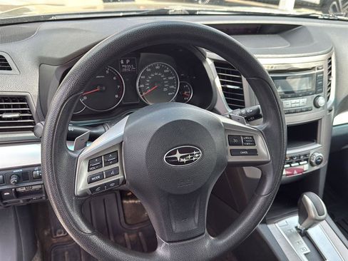 Used 2013 Subaru Outback 2.5i AWD/4WD image 18