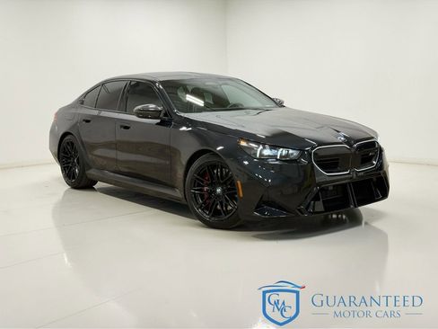 Used 2025 BMW M5 w/ Carbon Package image 7