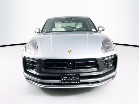 Used 2022 Porsche Macan GTS image 6