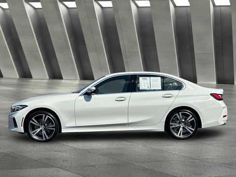 Used 2024 BMW 330i xDrive Sedan w/ Convenience Package AWD/4WD image 7