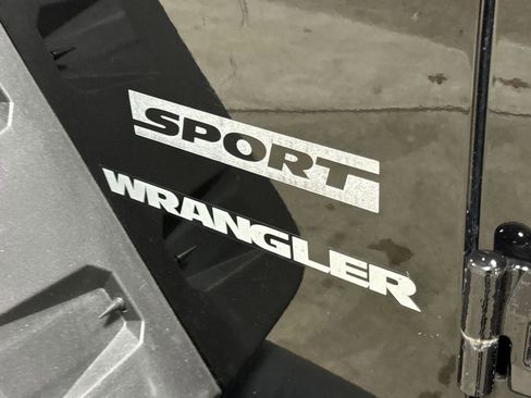 Used 2016 Jeep Wrangler Sport image 23