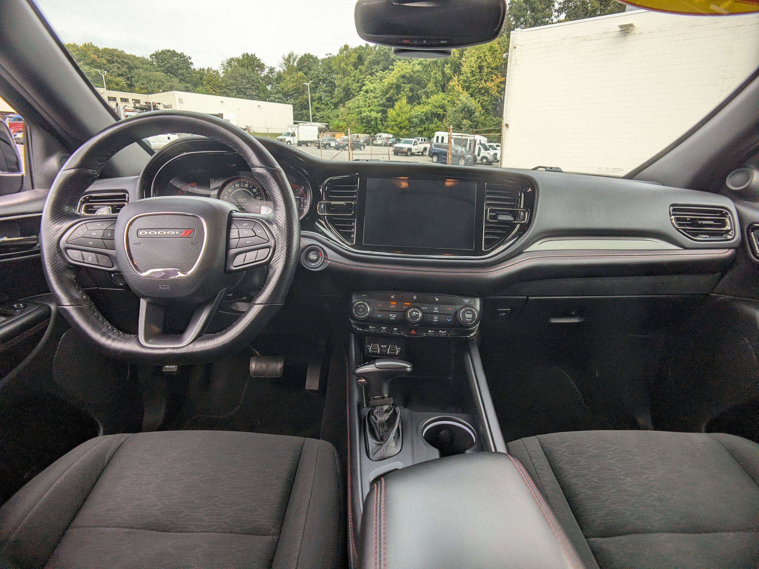 Used 2025 Dodge Durango GT AWD/4WD image 17
