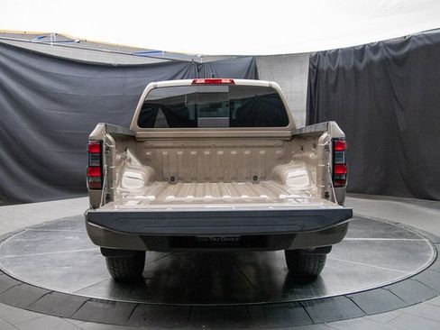 Used 2024 Nissan Frontier PRO-4X w/ Off-Road Protection Package image 12