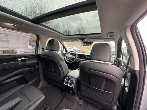 New 2026 Kia Sorento SX image 19