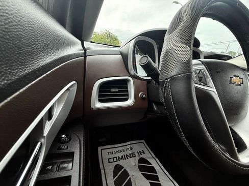 Used 2014 Chevrolet Equinox LTZ image 19