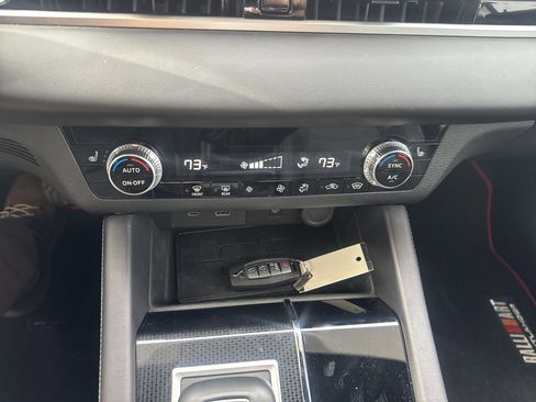 Used 2023 Mitsubishi Outlander Ralliart image 25