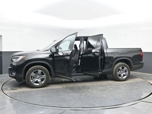 Used 2025 Honda Ridgeline TrailSport image 51