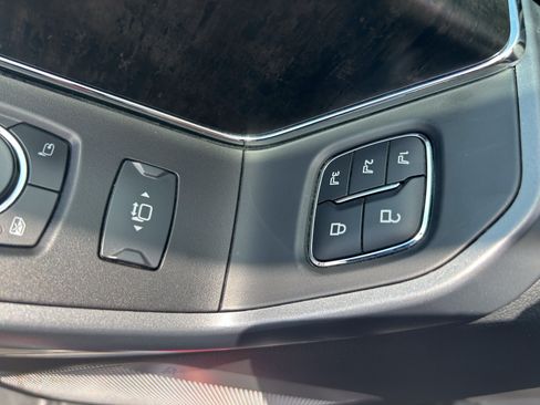 Used 2021 Ford F150 Lariat AWD/4WD image 18