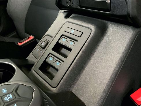 New 2025 Ford Bronco Base image 20