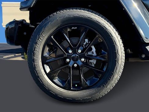 Used 2021 Jeep Gladiator Overland image 34