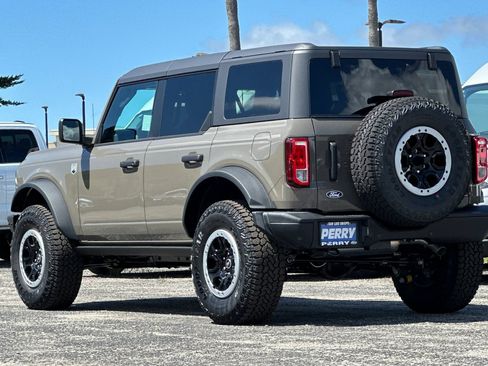 New 2026 Ford Bronco Big Bend w/ Black Diamond Package AWD/4WD image 5