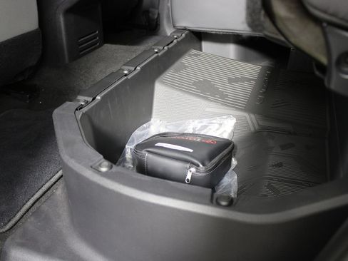 Used 2024 Toyota Tacoma TRD Sport RWD image 38