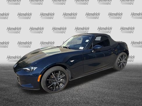 Used 2025 MAZDA MX-5 Miata Grand Touring w/ Weather Package RWD image 5