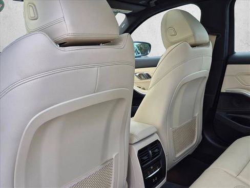 Used 2021 BMW 330i Sedan w/ Premium Package RWD image 20