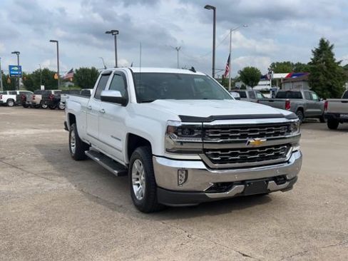 Used 2016 Chevrolet Silverado 1500 LTZ w/ LTZ Plus Package AWD/4WD image 3