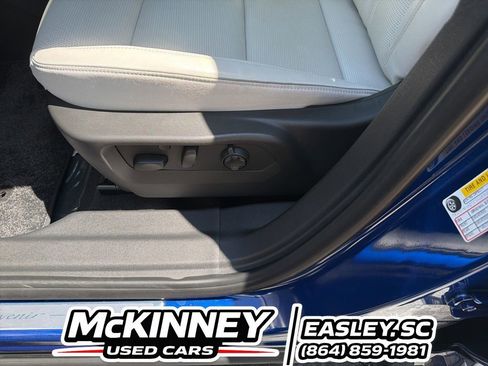 Used 2024 Buick Envision Avenir AWD/4WD image 51