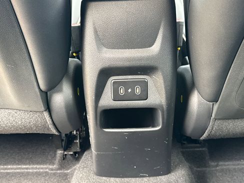 Certified 2026 Hyundai Venue SEL FWD image 24