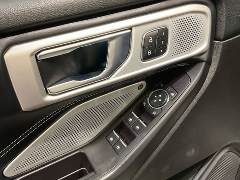 Used 2020 Ford Explorer ST w/ Premium Technology Package image 7